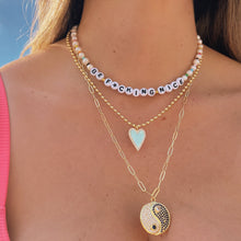 Load image into Gallery viewer, Be Nice Pearl Necklace
