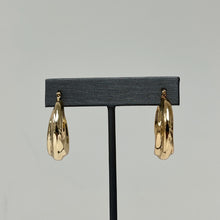 Load image into Gallery viewer, London Hoop Earrings
