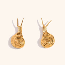 Load image into Gallery viewer, Snail Earrings
