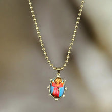 Load image into Gallery viewer, Divine Protection Necklace – Divine Child Jesus
