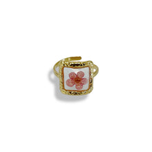 Load image into Gallery viewer, Pink Flower Ring
