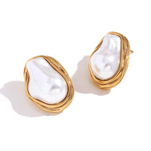 Load image into Gallery viewer, Baroque Pearl Earrings
