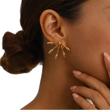 Load image into Gallery viewer, Spike Earrings
