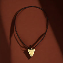 Load image into Gallery viewer, Bold Instinct – Shark Tooth Necklace
