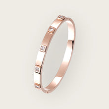 Load image into Gallery viewer, Square Cz Rose Gold Bangle
