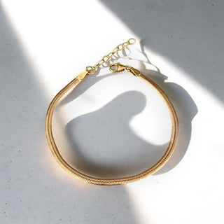 Effortless Elegance — Gold Herringbone Bracelet - Georgina Nicol