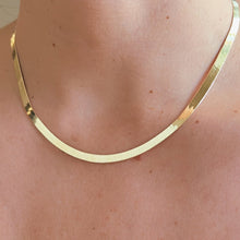 Load image into Gallery viewer, Essential Elegance — Herringbone Gold Necklace - Georgina Nicol
