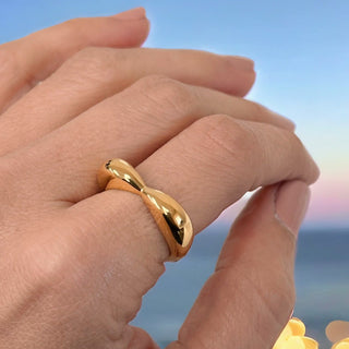 Heart Shape Open Ring - Georgina Nicol