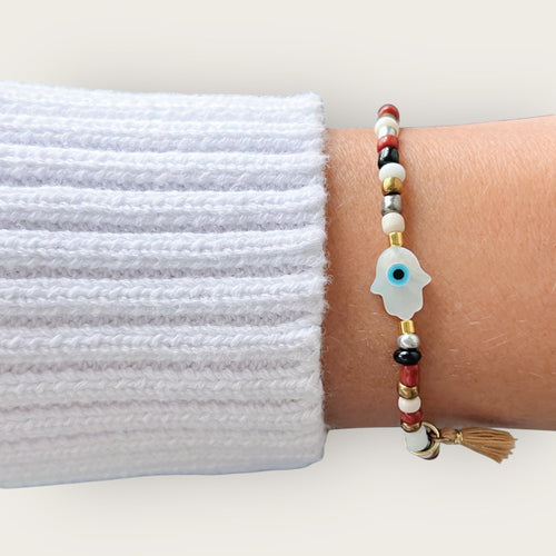 I Am Surrounded by Light and Blessings — Evil Eye & Hamsa Bracelet - Georgina Nicol