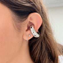 Load image into Gallery viewer, Silver Chunky Ear Cuff
