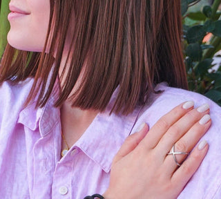 Gold Crossover Ring - Georgina Nicol