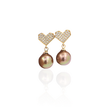 Load image into Gallery viewer, Heart Pearl Stud Earrings
